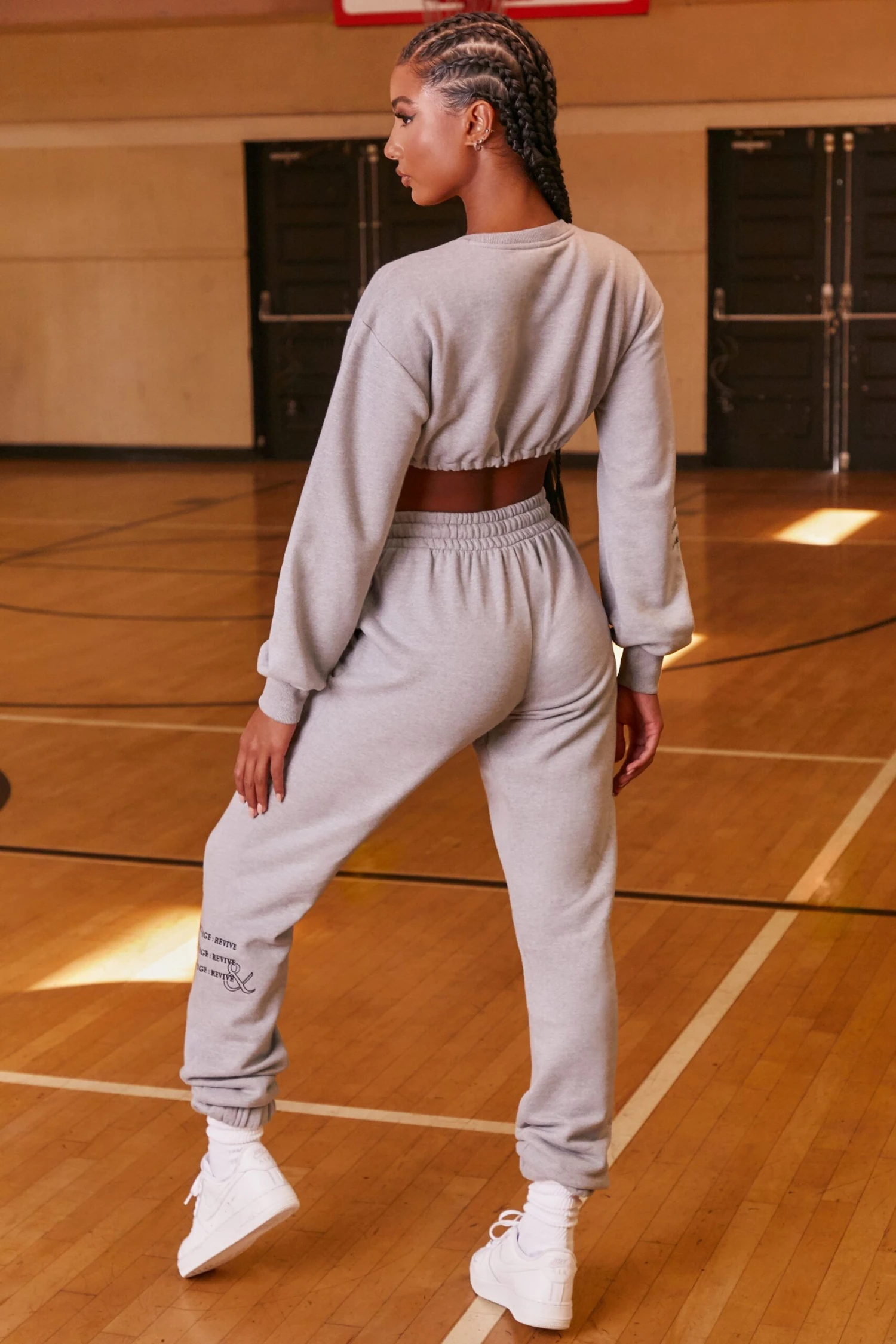 Keep Moving - Sweatshirt In Grey - Image 3