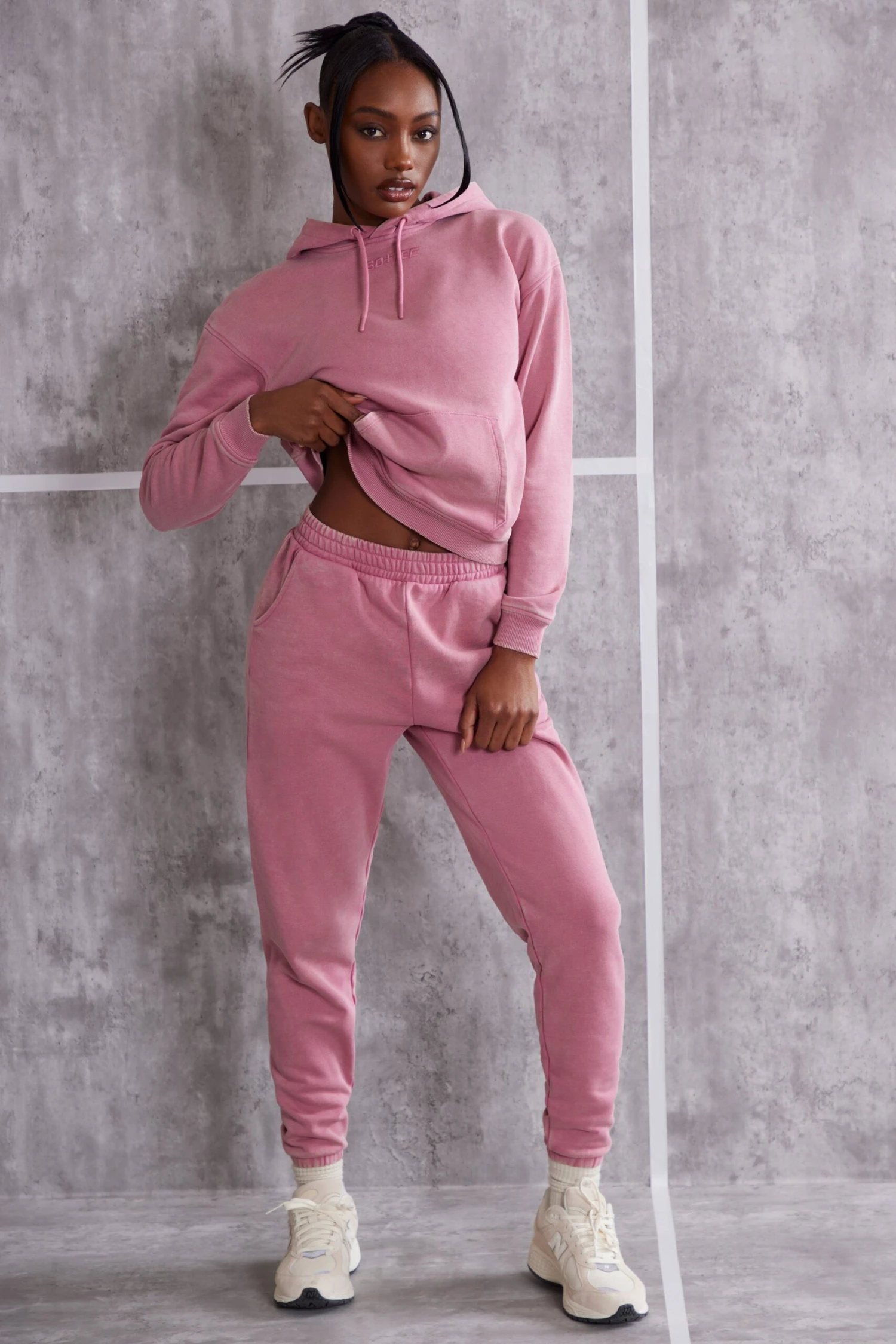 Effortless - High Waist Cuffed Joggers In Rose - Image 5