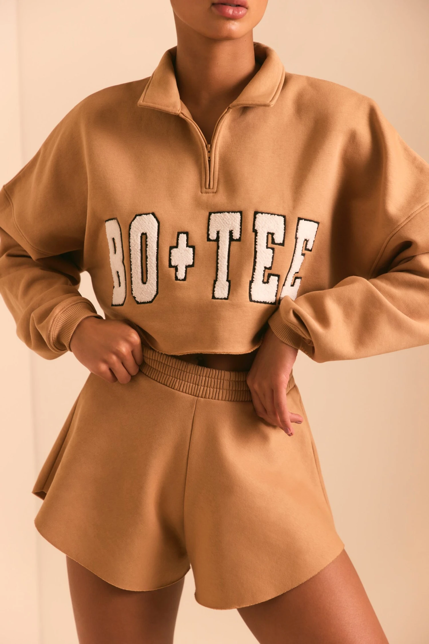 Relax - Sweat Shorts In Chestnut Brown - Image 4