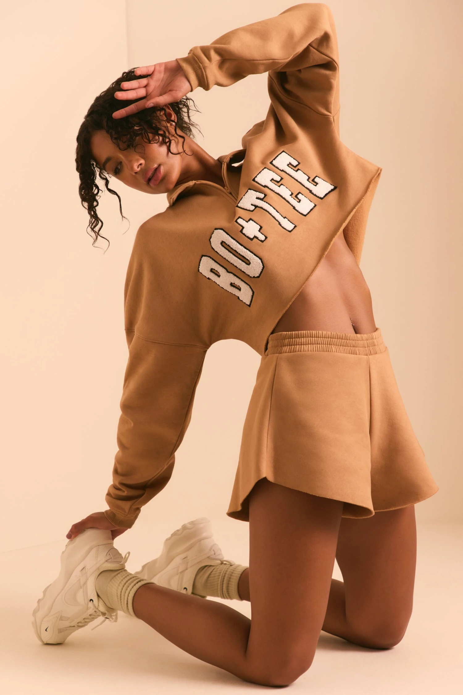 Relax - Sweat Shorts In Chestnut Brown - Image 6