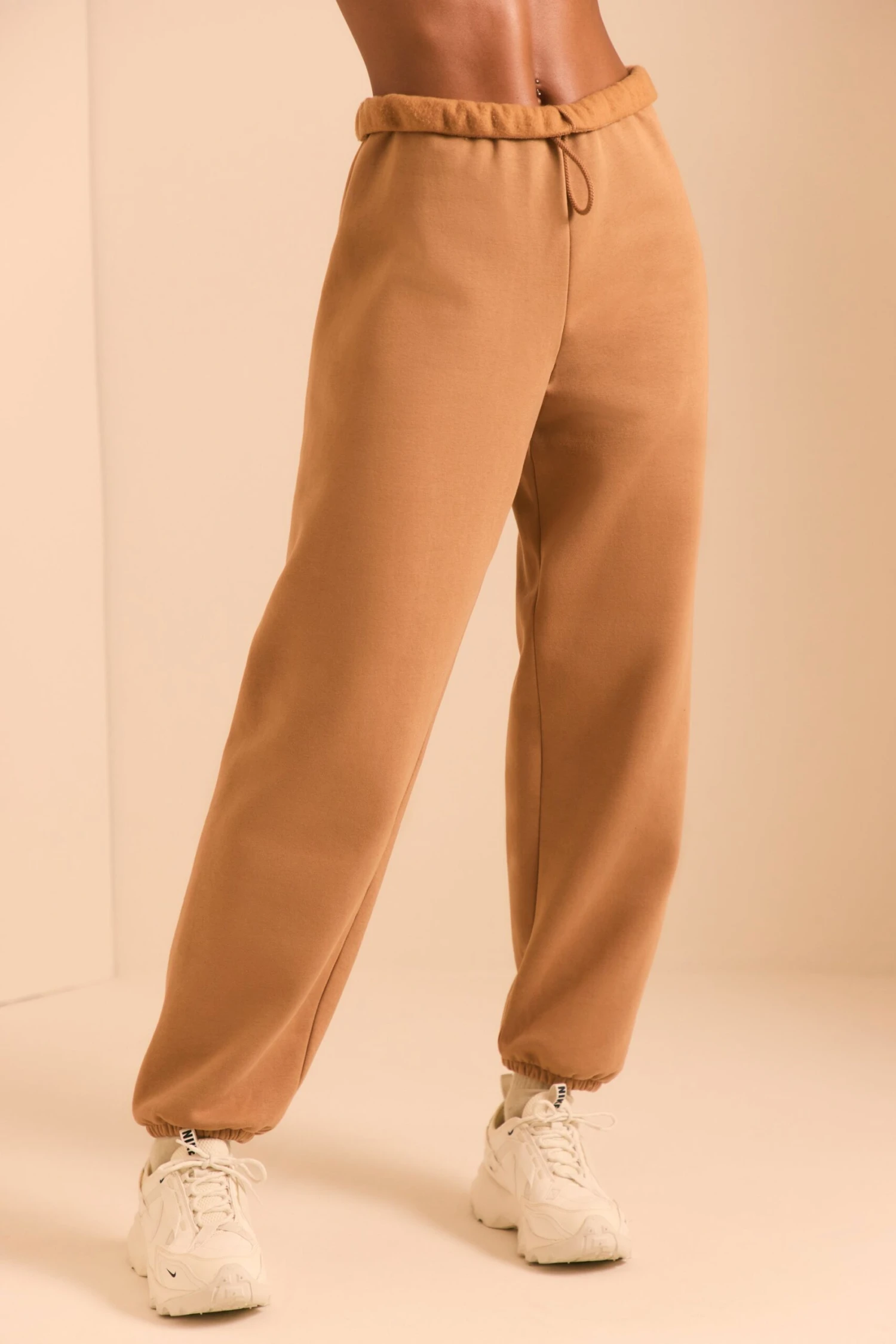 Pacific - Relaxed Fit Joggers In Chestnut Brown