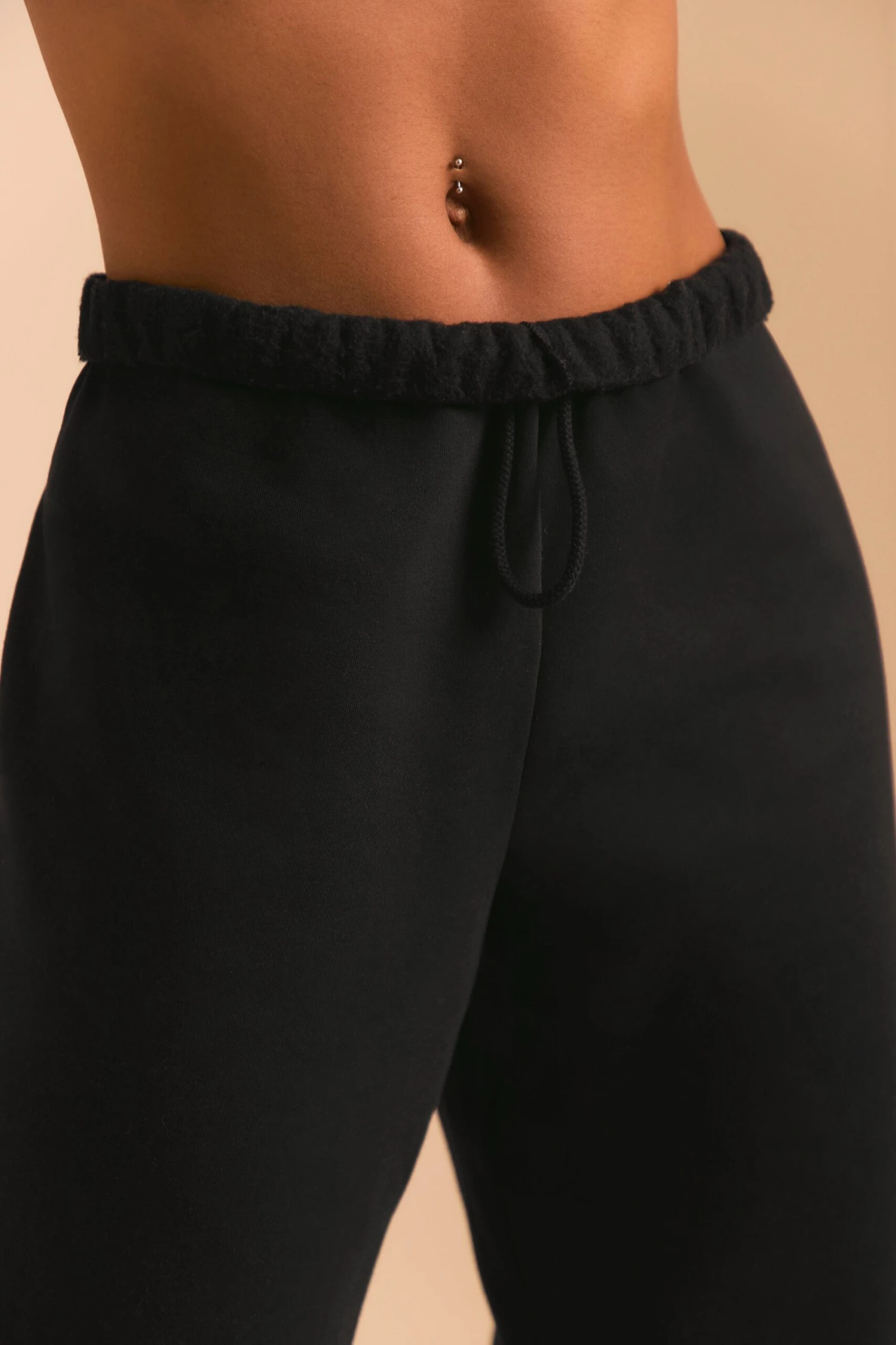 Pacific - Relaxed Fit Joggers In Black - Image 4