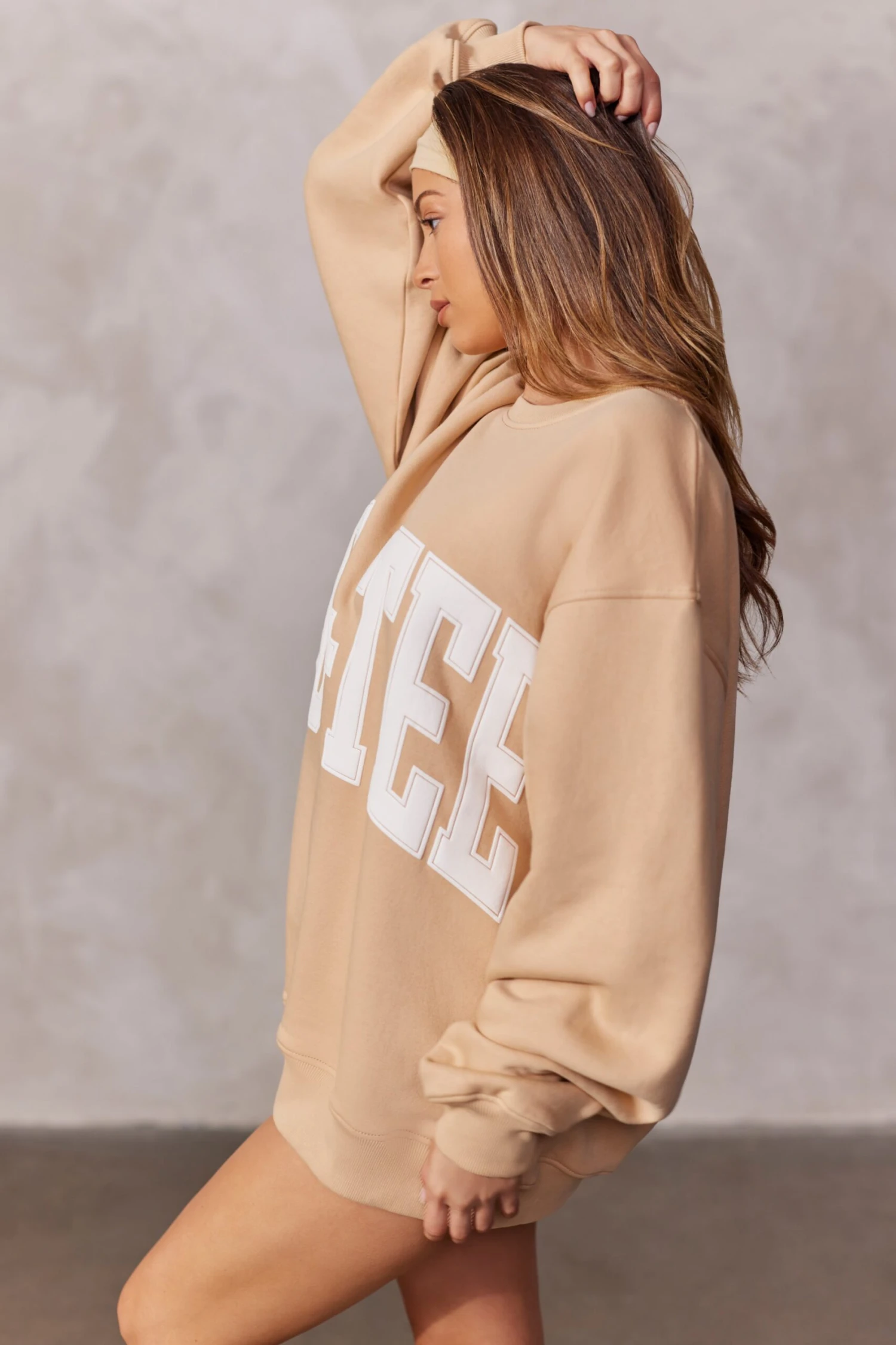New Staples - Oversized Sweatshirt In Beige - Image 2