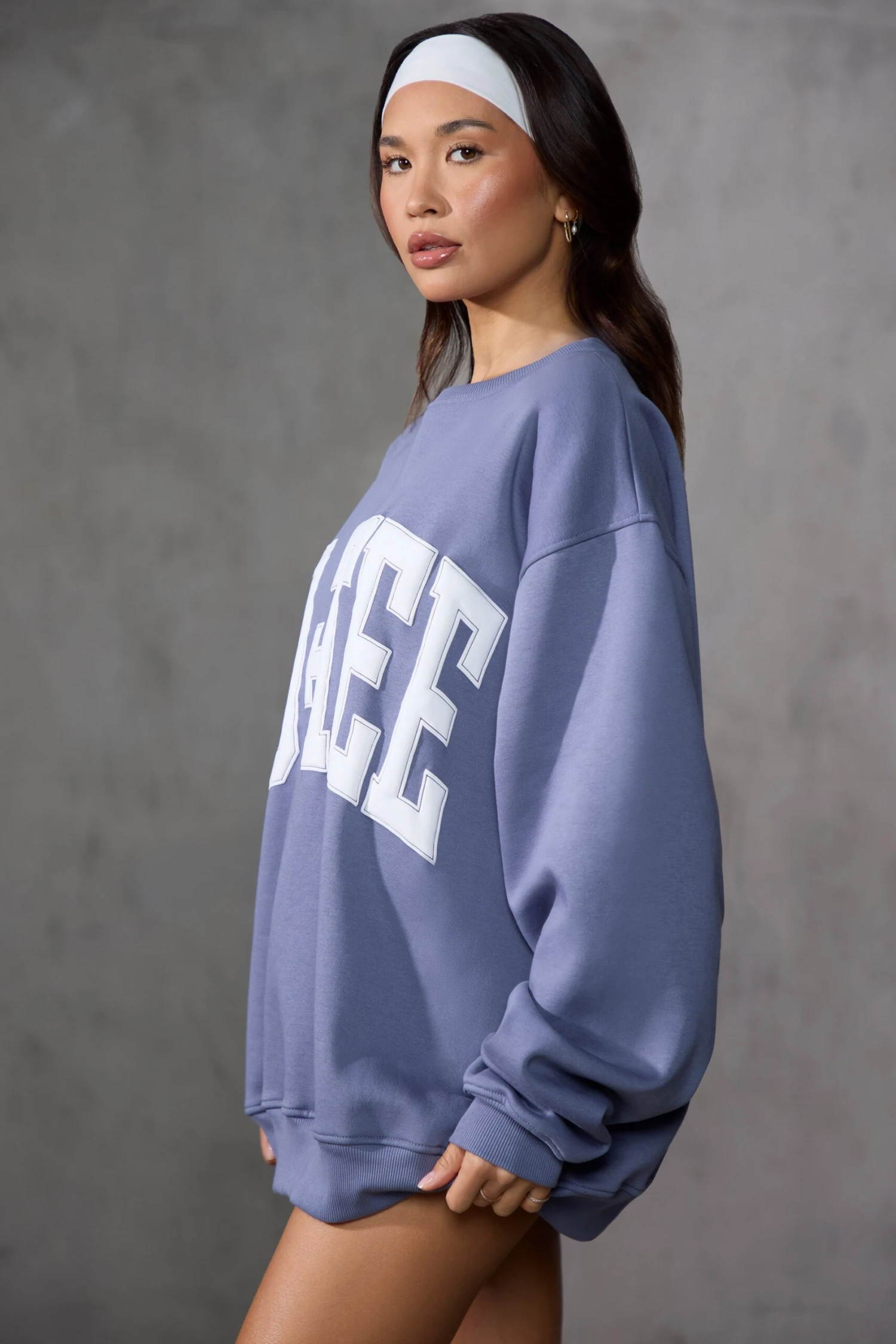 New Staples - Oversized Sweatshirt In Slate Blue - Image 2