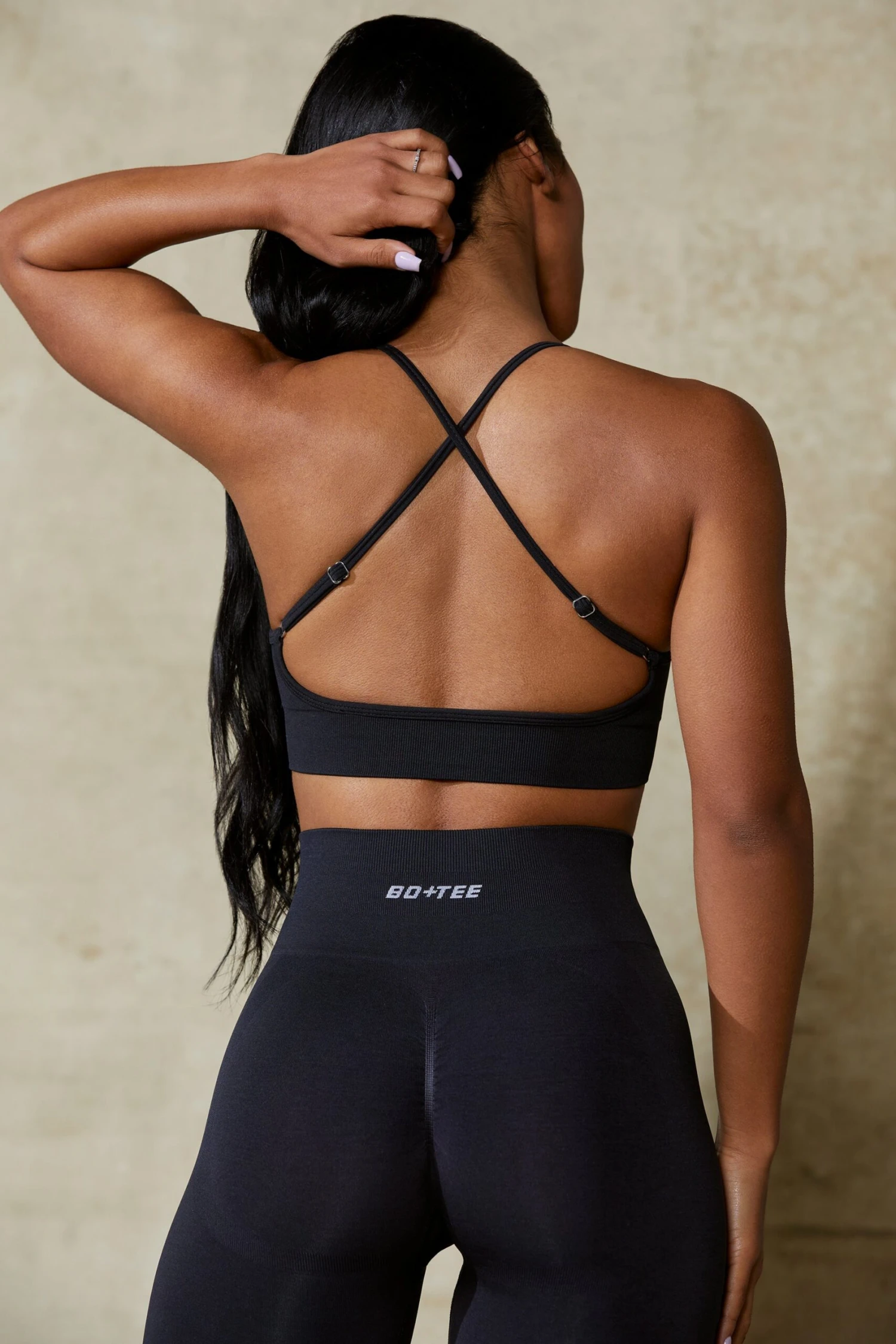 Definition - Low Back Define Luxe Sports Bra In Black - Image 3