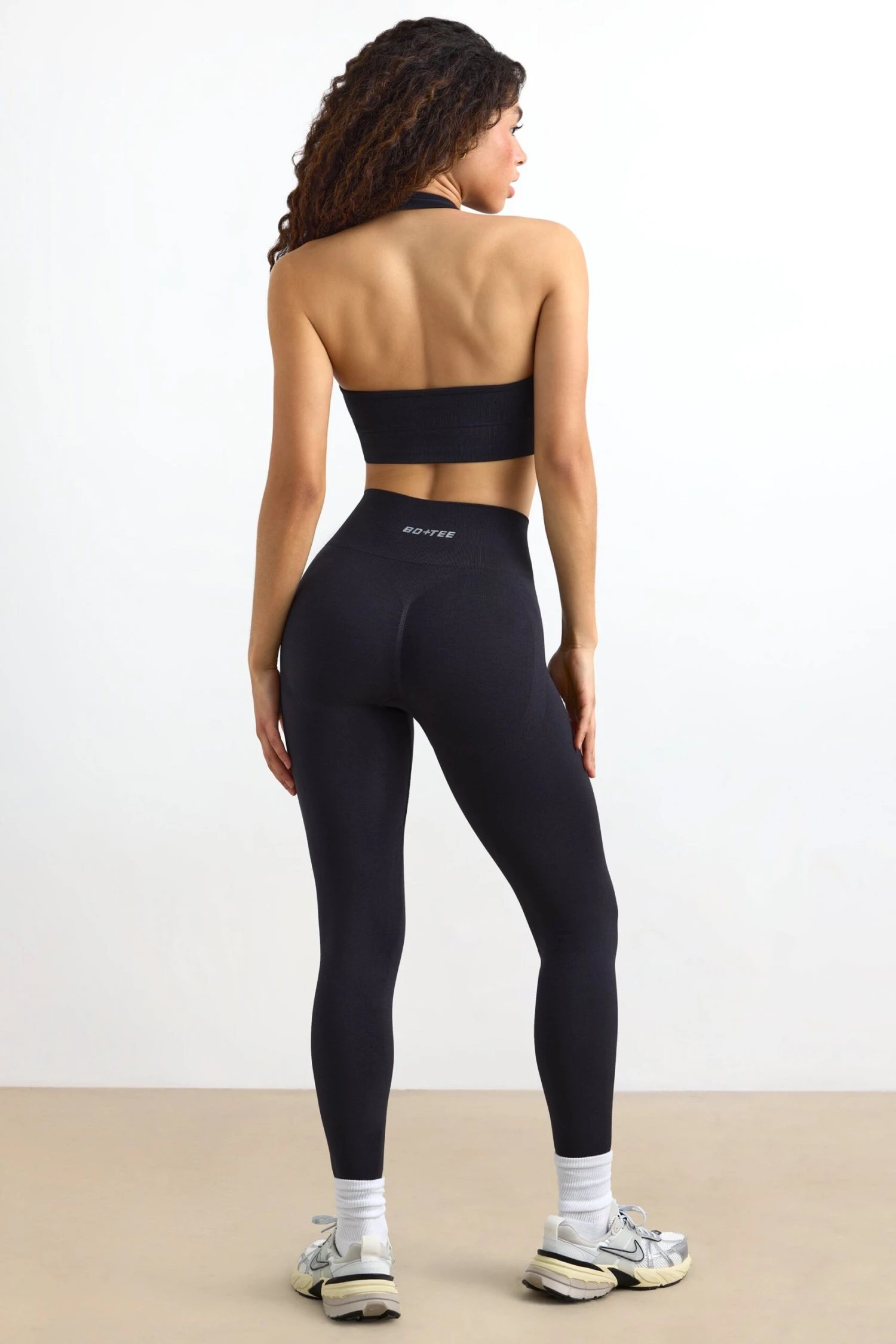 Define Luxe High-Waist Leggings In Jet Black - Image 3
