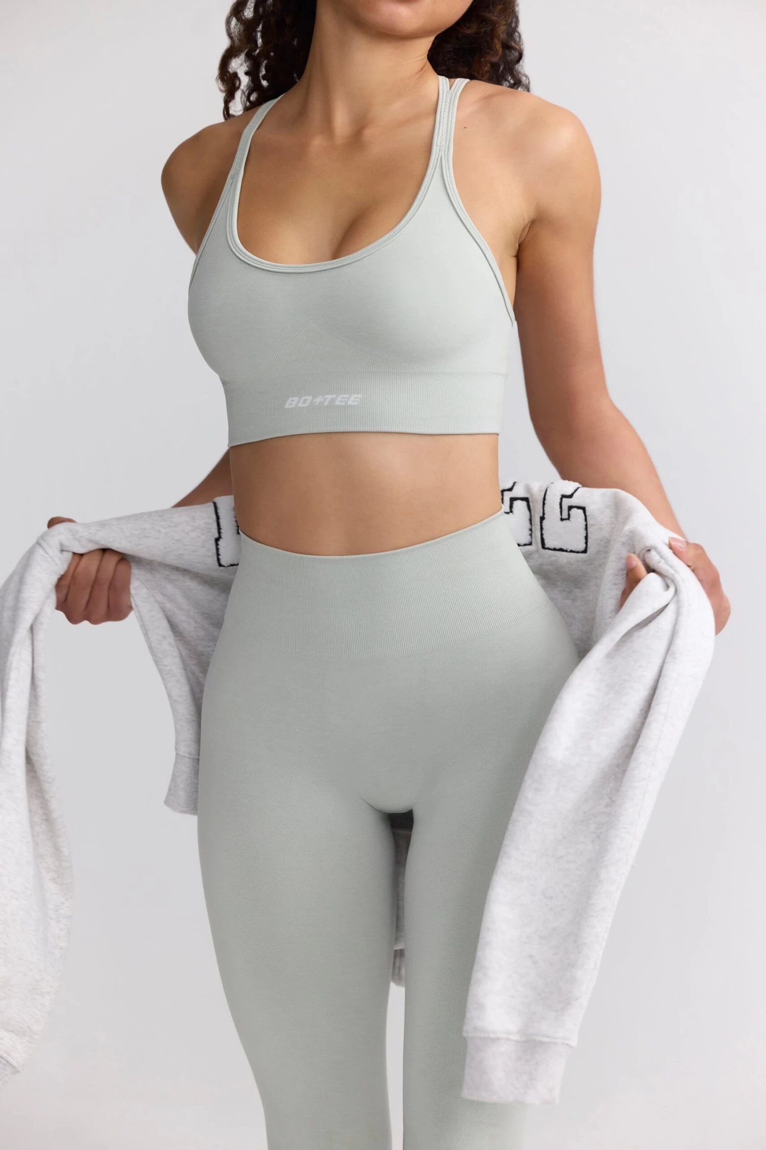 Define Luxe Strappy Sports Bra In Fog