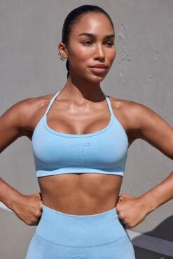 Movement - Super Sculpt Seamless Open Back Sports Bra In Sky Blue