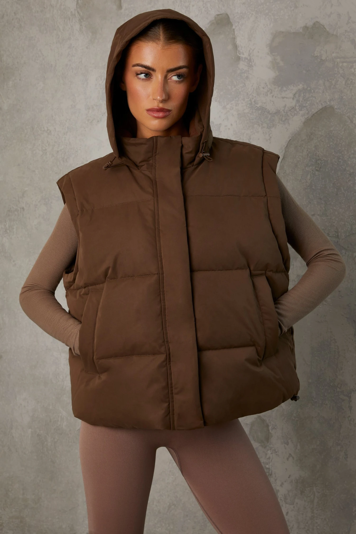 Essential - Cropped Puffer Jacket With Detachable Sleeves In Cocoa Brown - Image 7