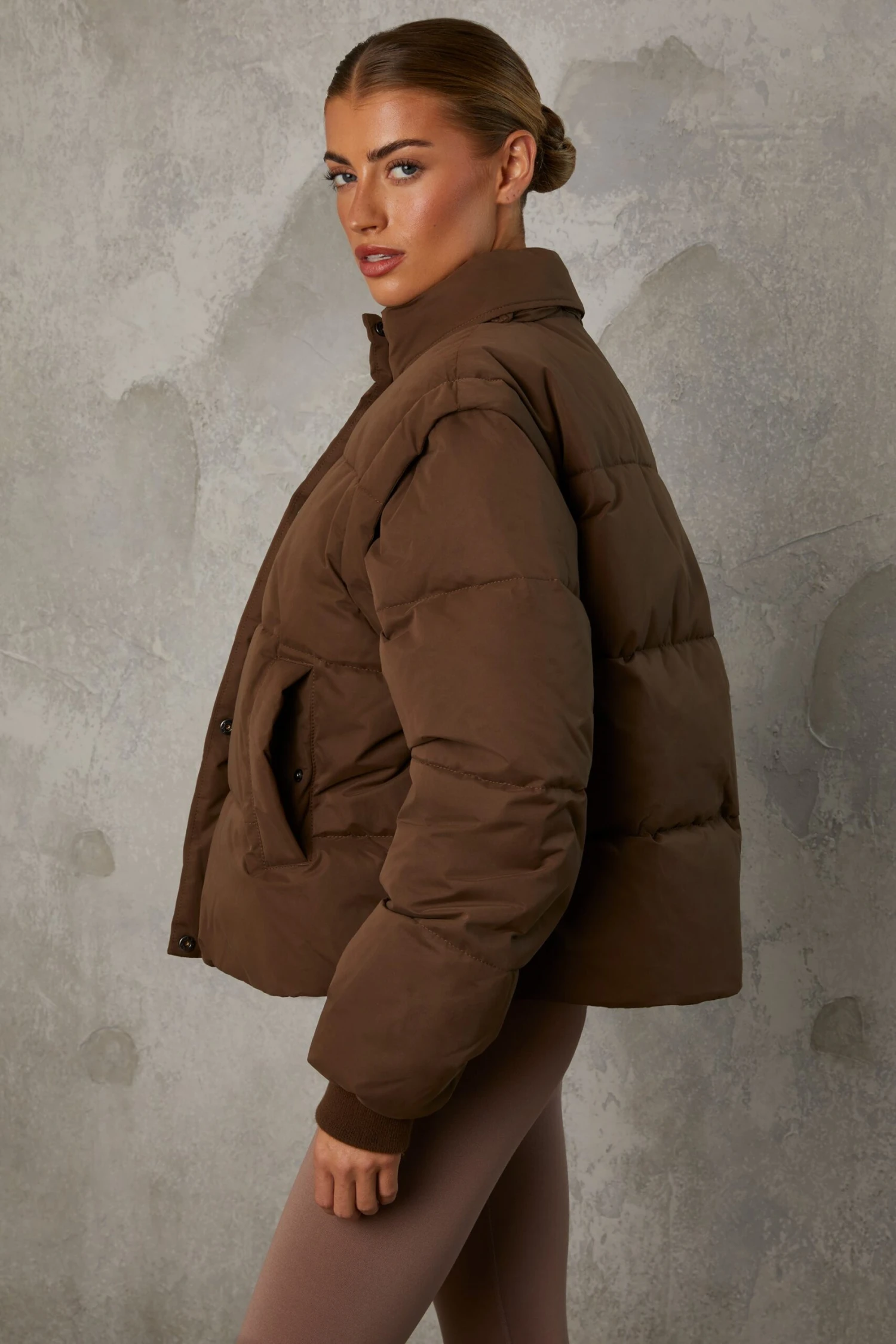 Essential - Cropped Puffer Jacket With Detachable Sleeves In Cocoa Brown - Image 10
