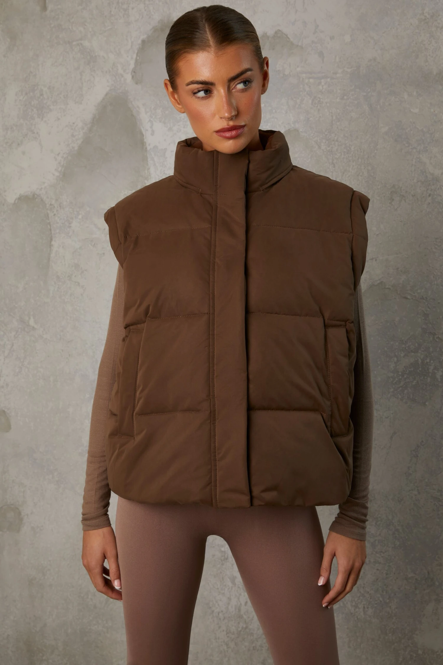 Essential - Cropped Puffer Jacket With Detachable Sleeves In Cocoa Brown - Image 6