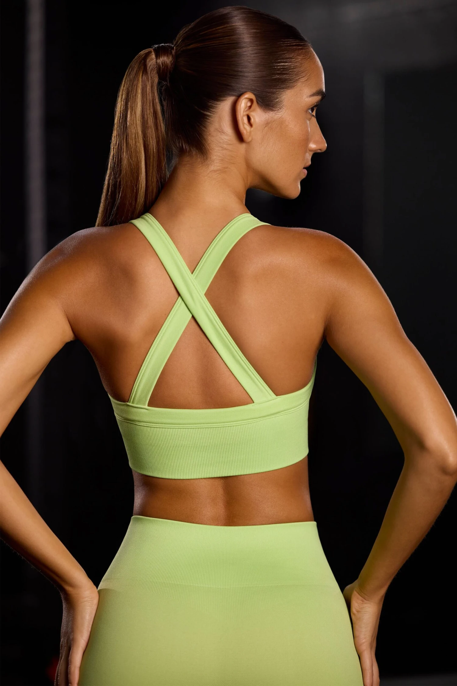 Purpose - Super Sculpt Seamless Cross Back Sports Bra In Key Lime - Image 3