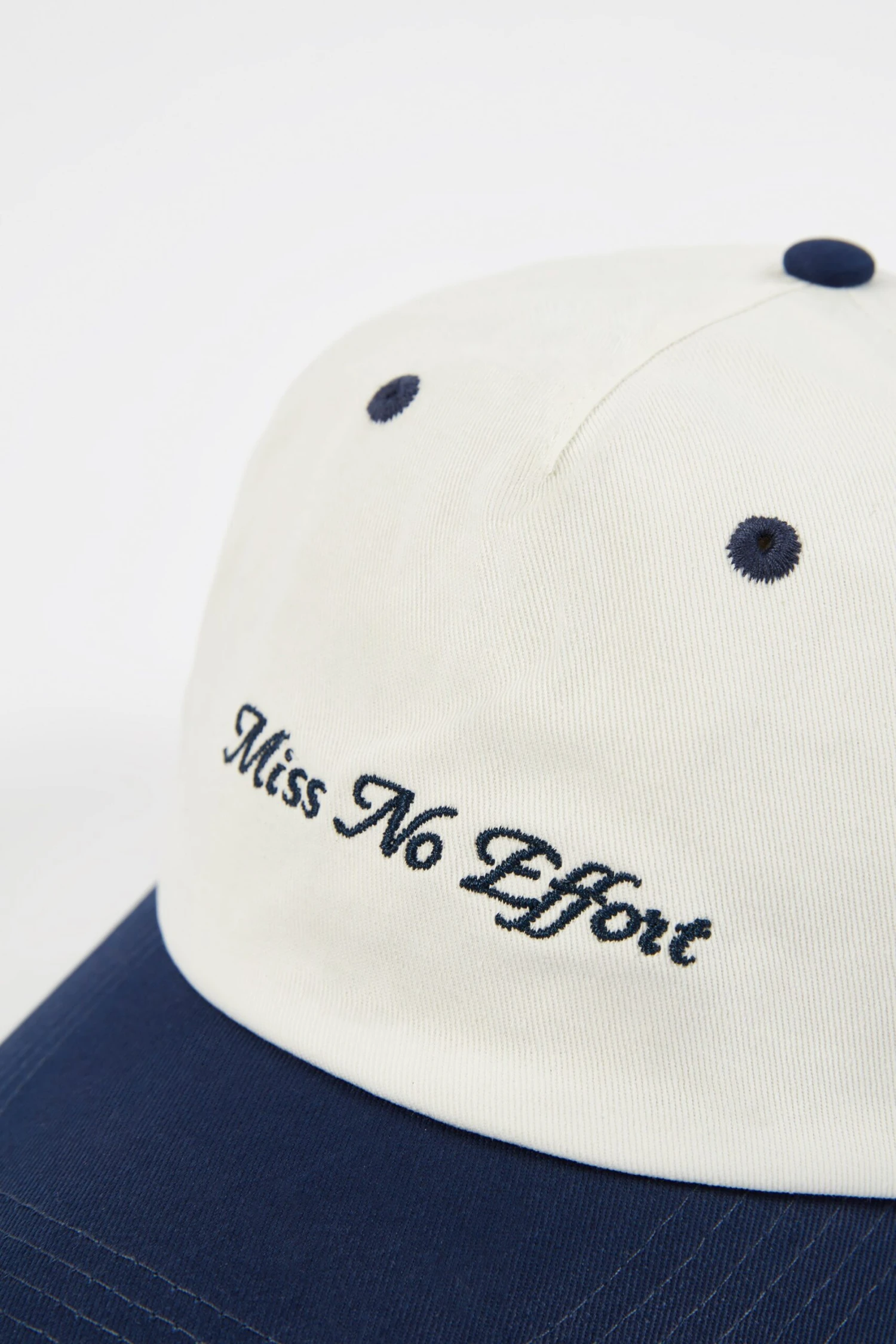 Elevate - Baseball Cap In White - Image 4
