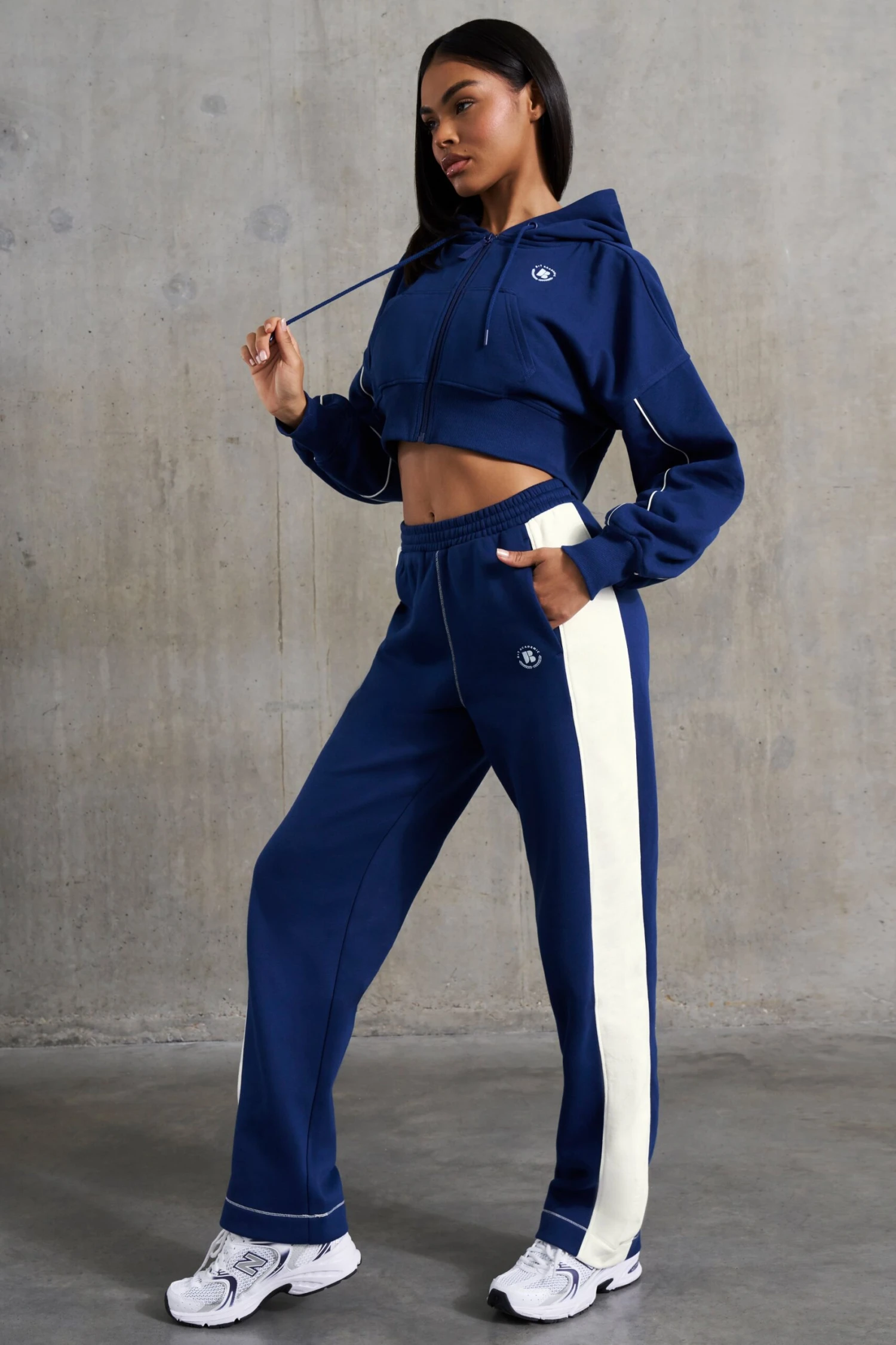 Elite - Petite Wide Leg Sweatpants In Navy - Image 8