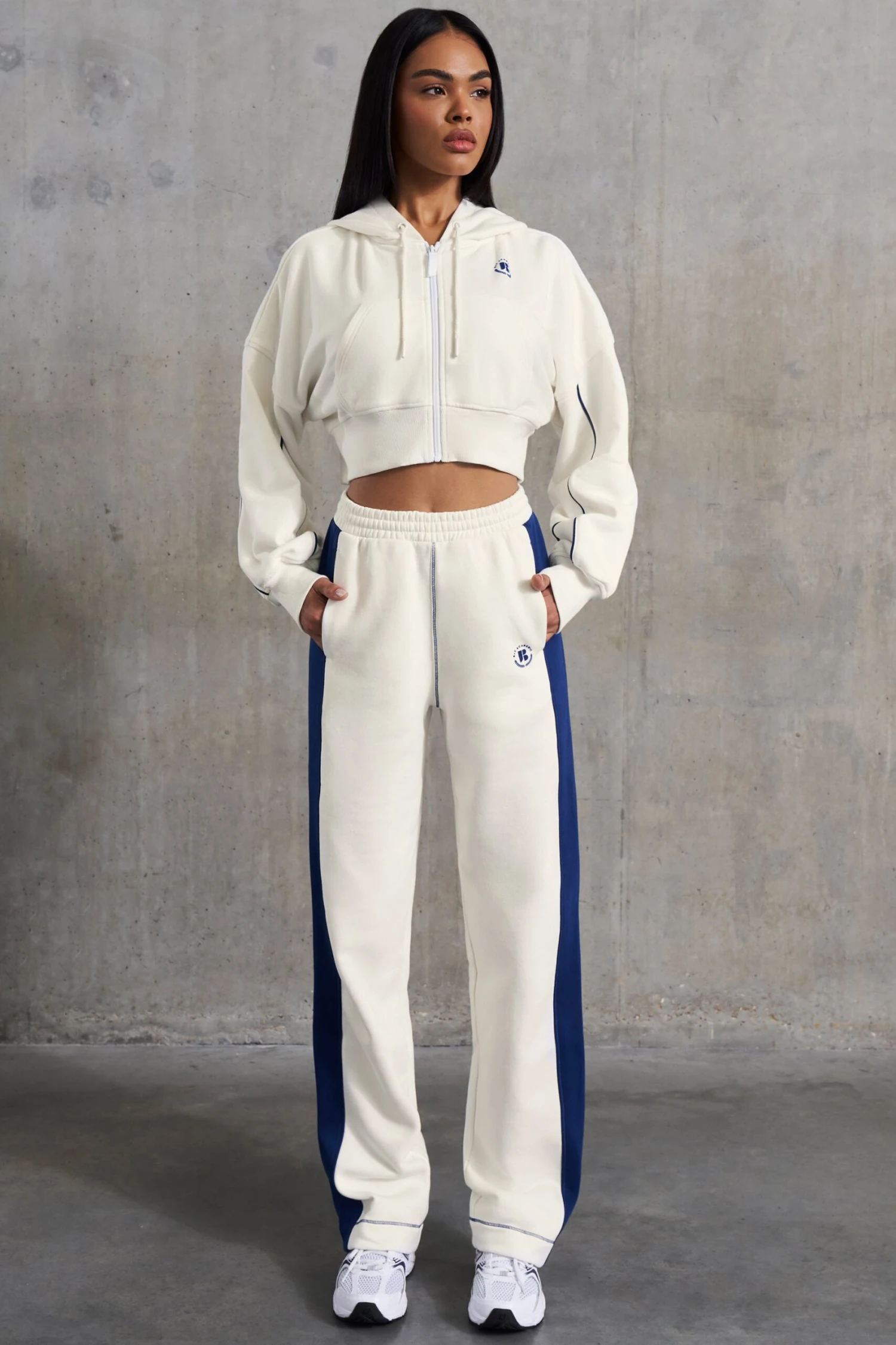 Elite - Wide Leg Sweatpants In White - Image 7