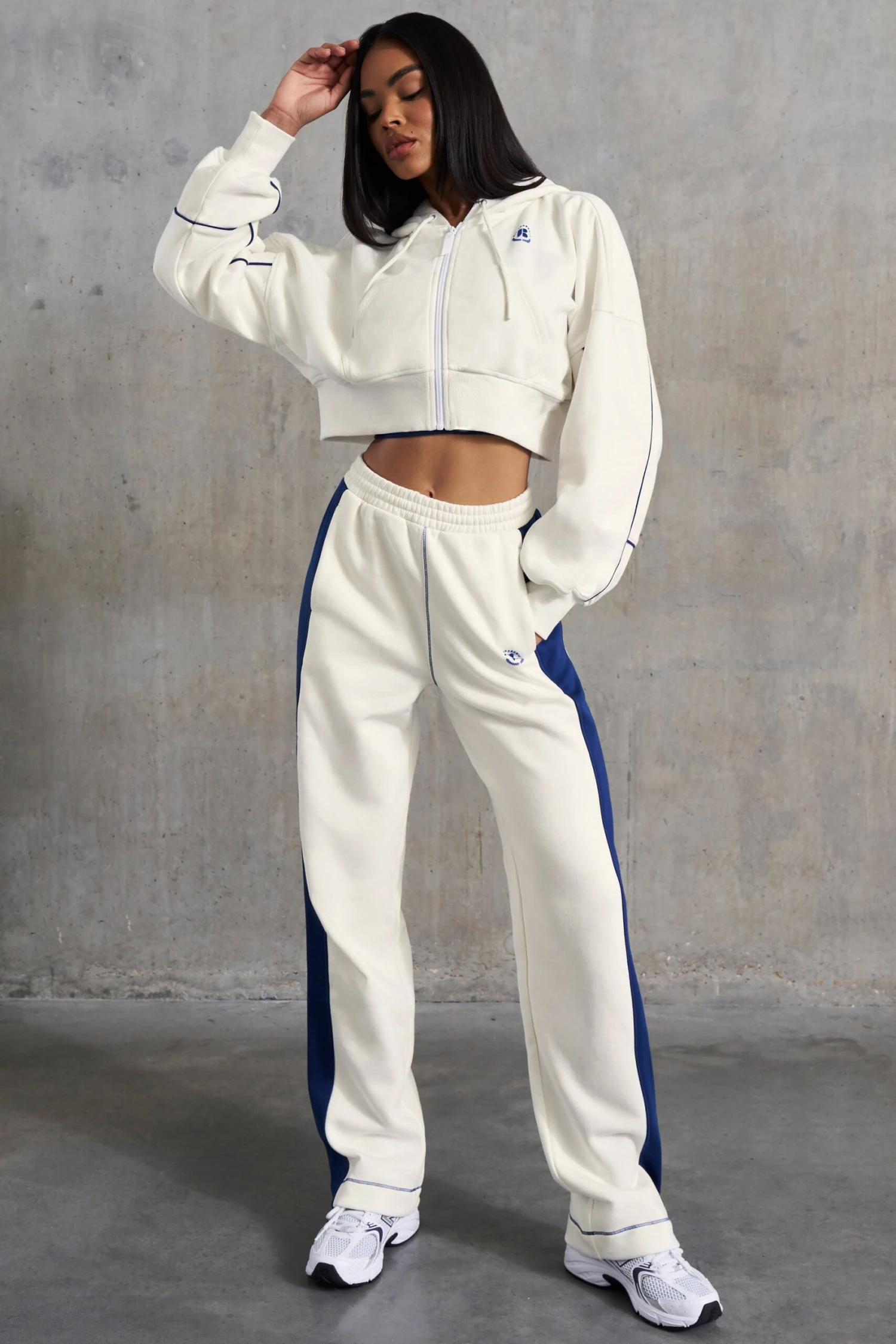Elite - Petite Wide Leg Sweatpants In White - Image 8
