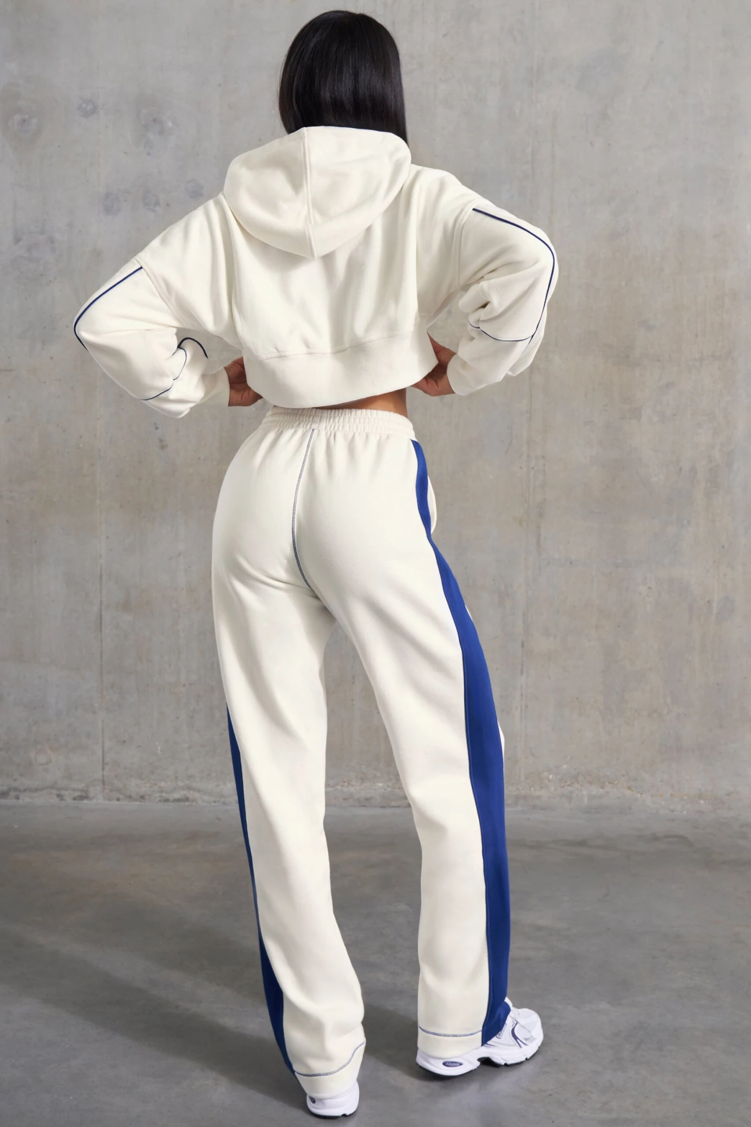 Elite - Wide Leg Sweatpants In White - Image 6