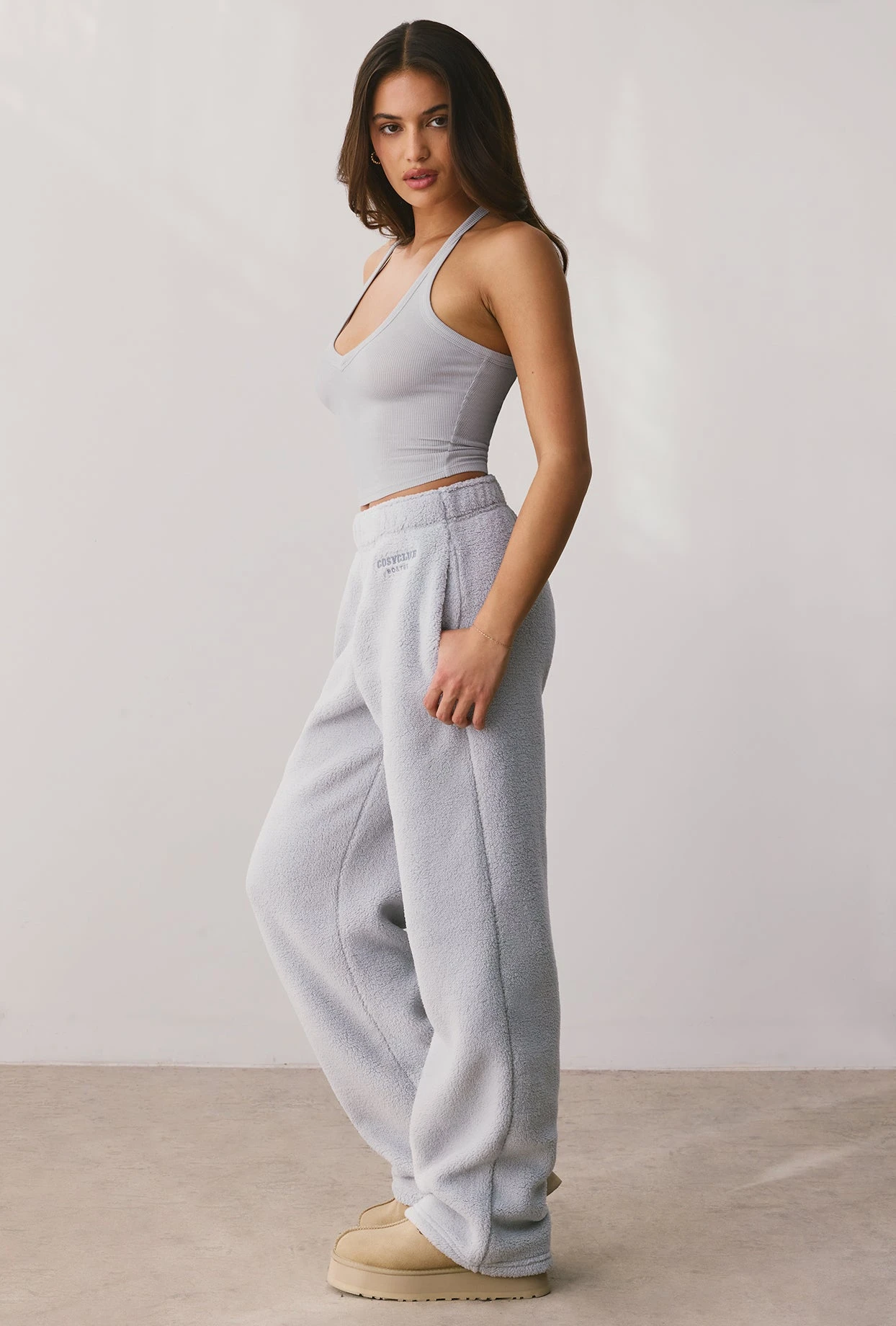 Laze - Petite Fleece Wide Leg Joggers In Fog - Image 2