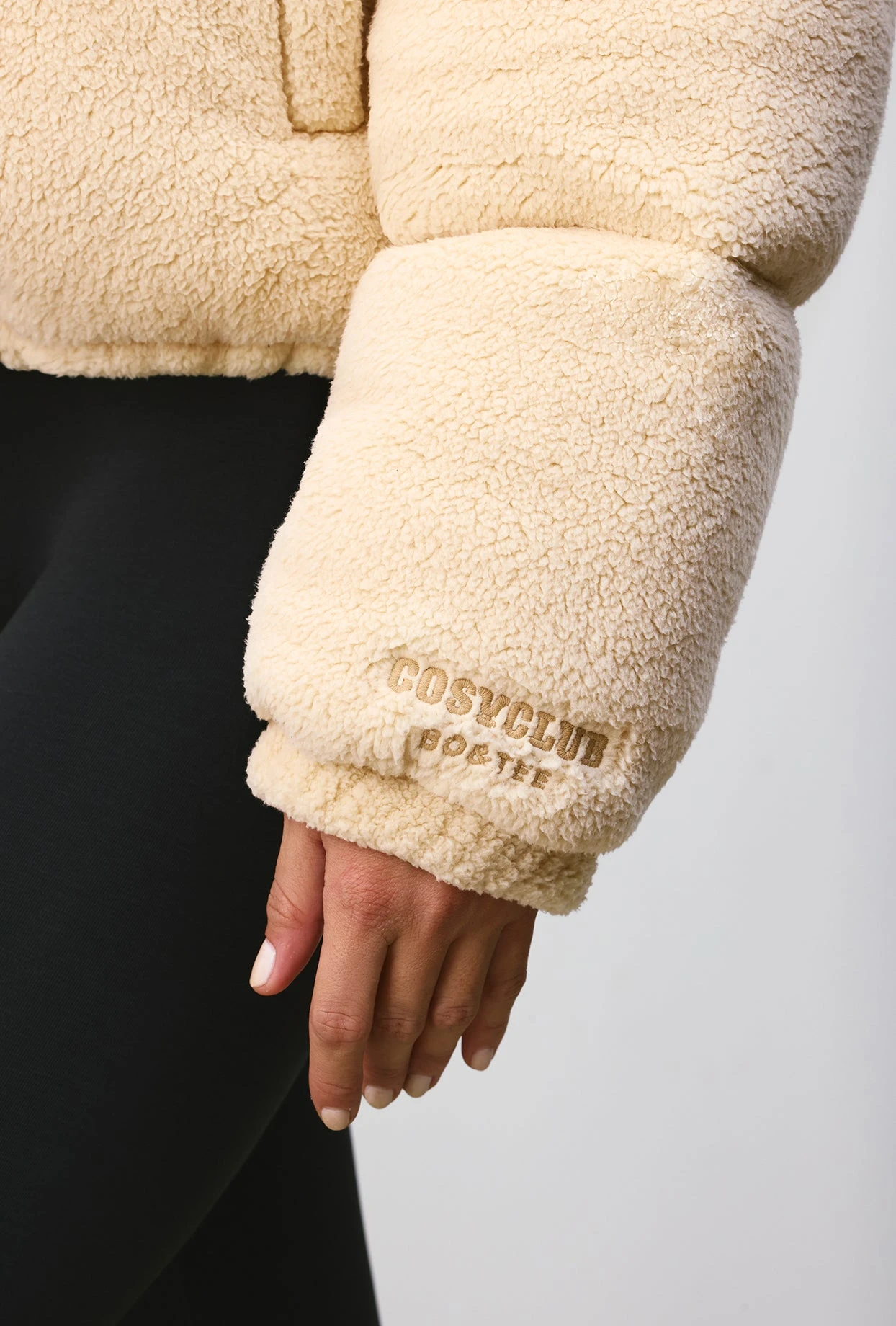Wrap Up - Puffer Jacket In Cashmere - Image 4