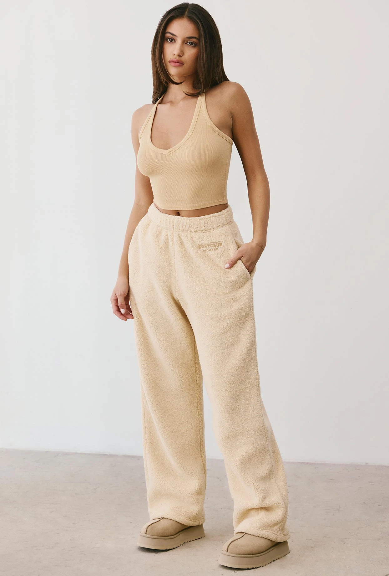 Laze - Petite Fleece Wide Leg Joggers In Cashmere