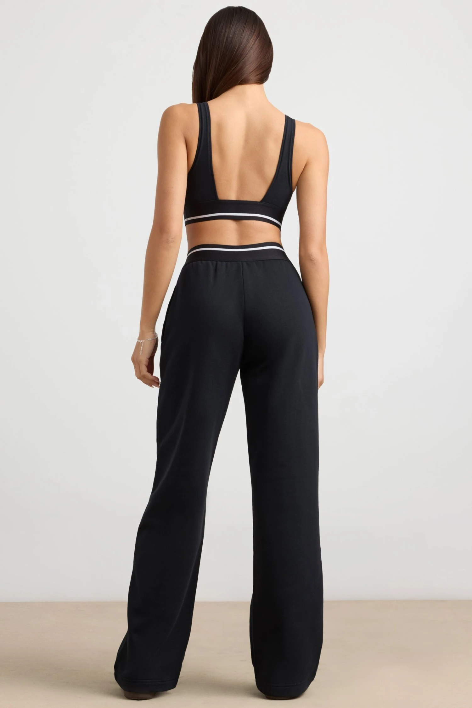 Fluid - High-Waist Straight-Leg Joggers In Black - Image 3