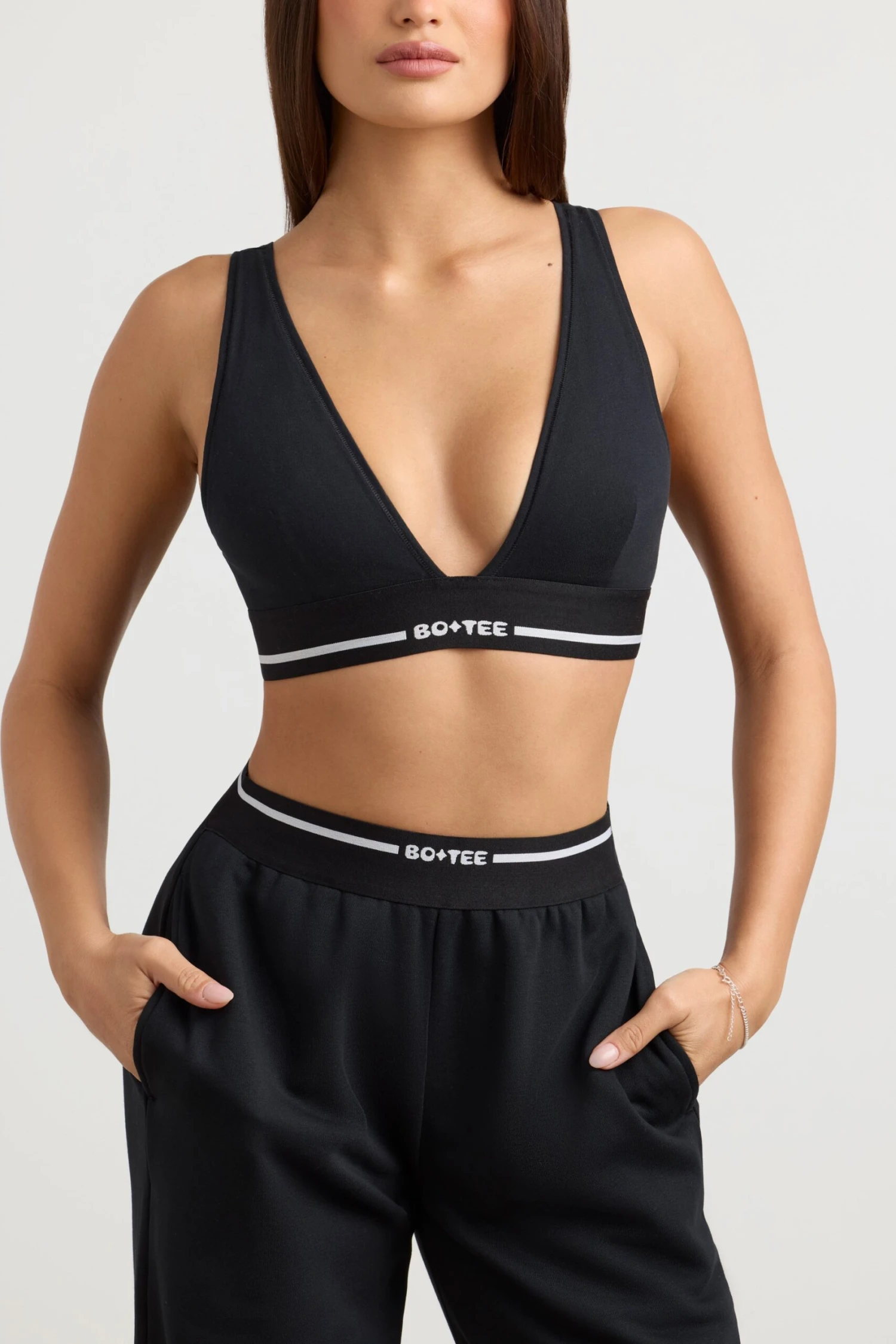 Fluid - High-Waist Straight-Leg Joggers In Black - Image 4