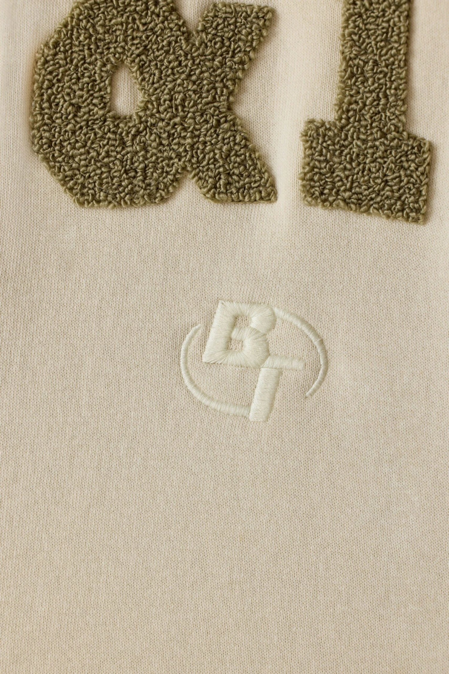 Signature - Oversized Crew Neck Sweatshirt In Bone - Image 4