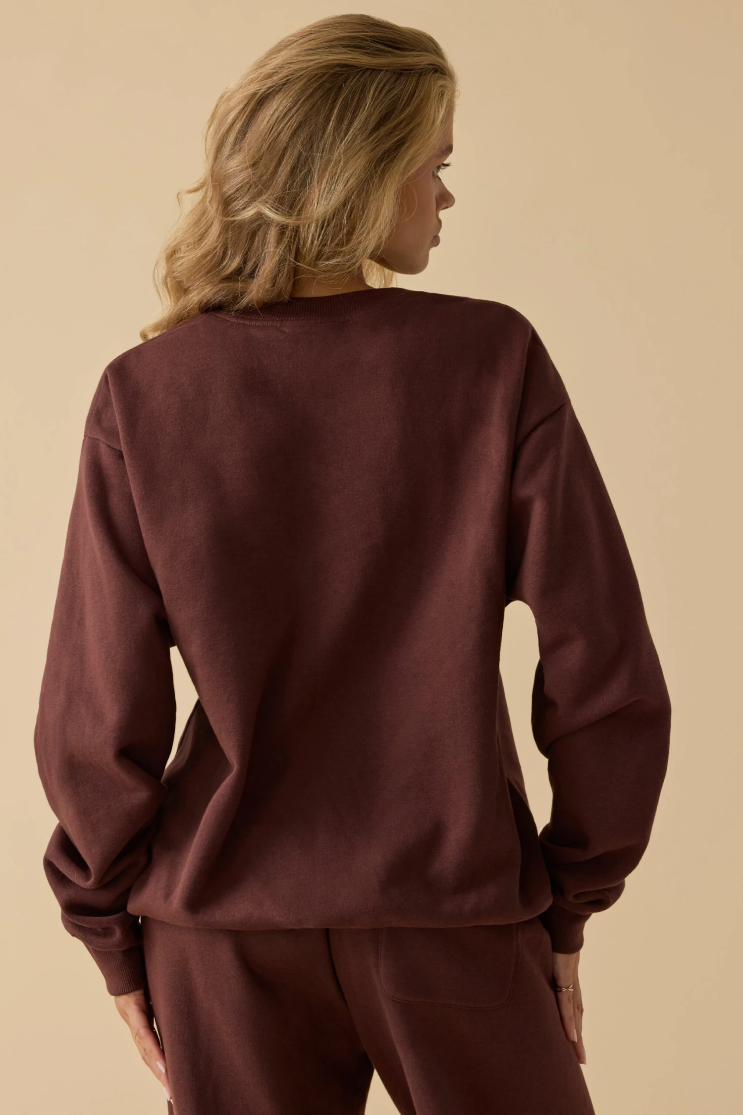 Signature - Oversized Crew Neck Sweatshirt In Mahogany - Image 3