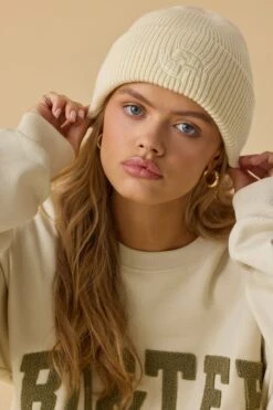 Cosy - Knit Beanie In Bone