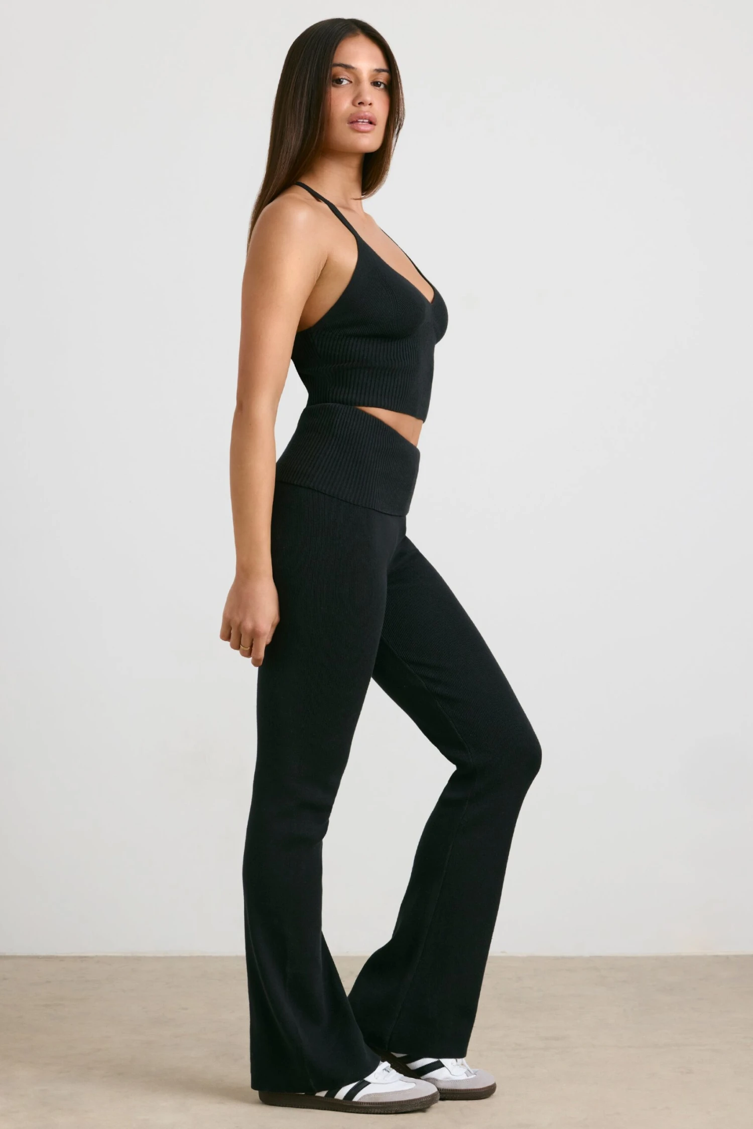 Muse - Petite Chunky Knit Kick Flare Trousers In Black - Image 2