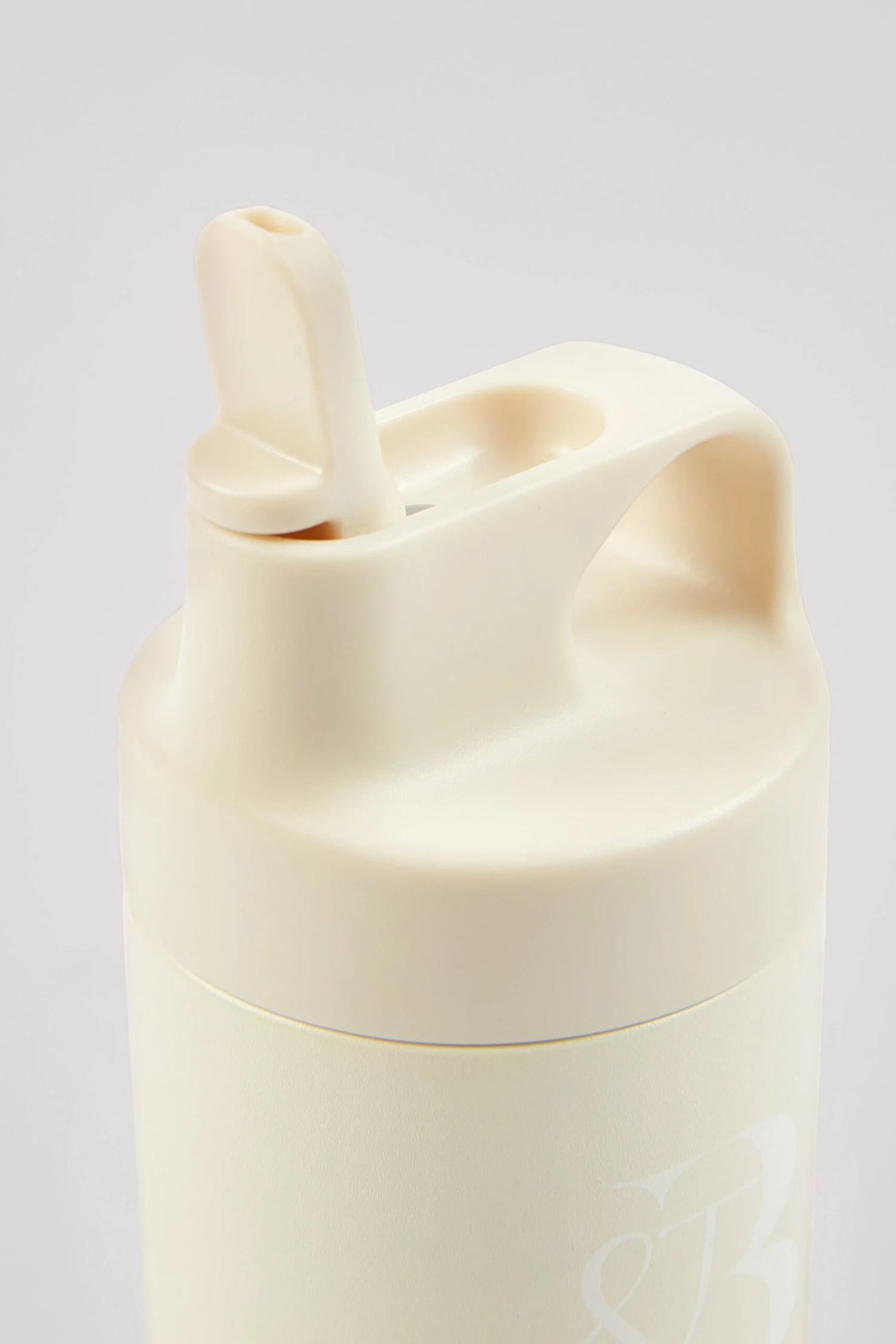 Hydrate - Thermos Water Bottle In Vanilla - Image 5