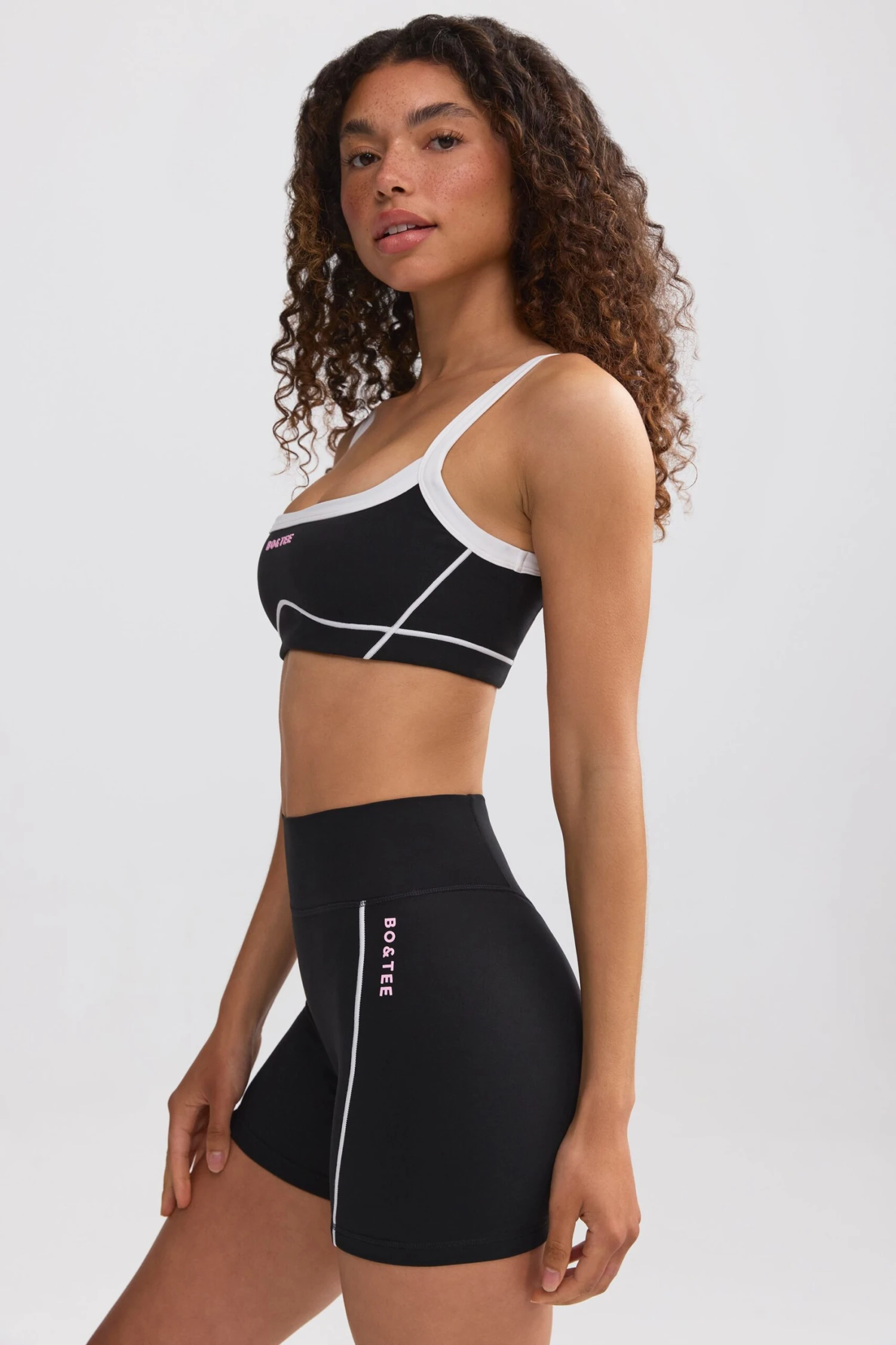 Soft Active Contrast-Trim Mini Shorts In Black - Image 2