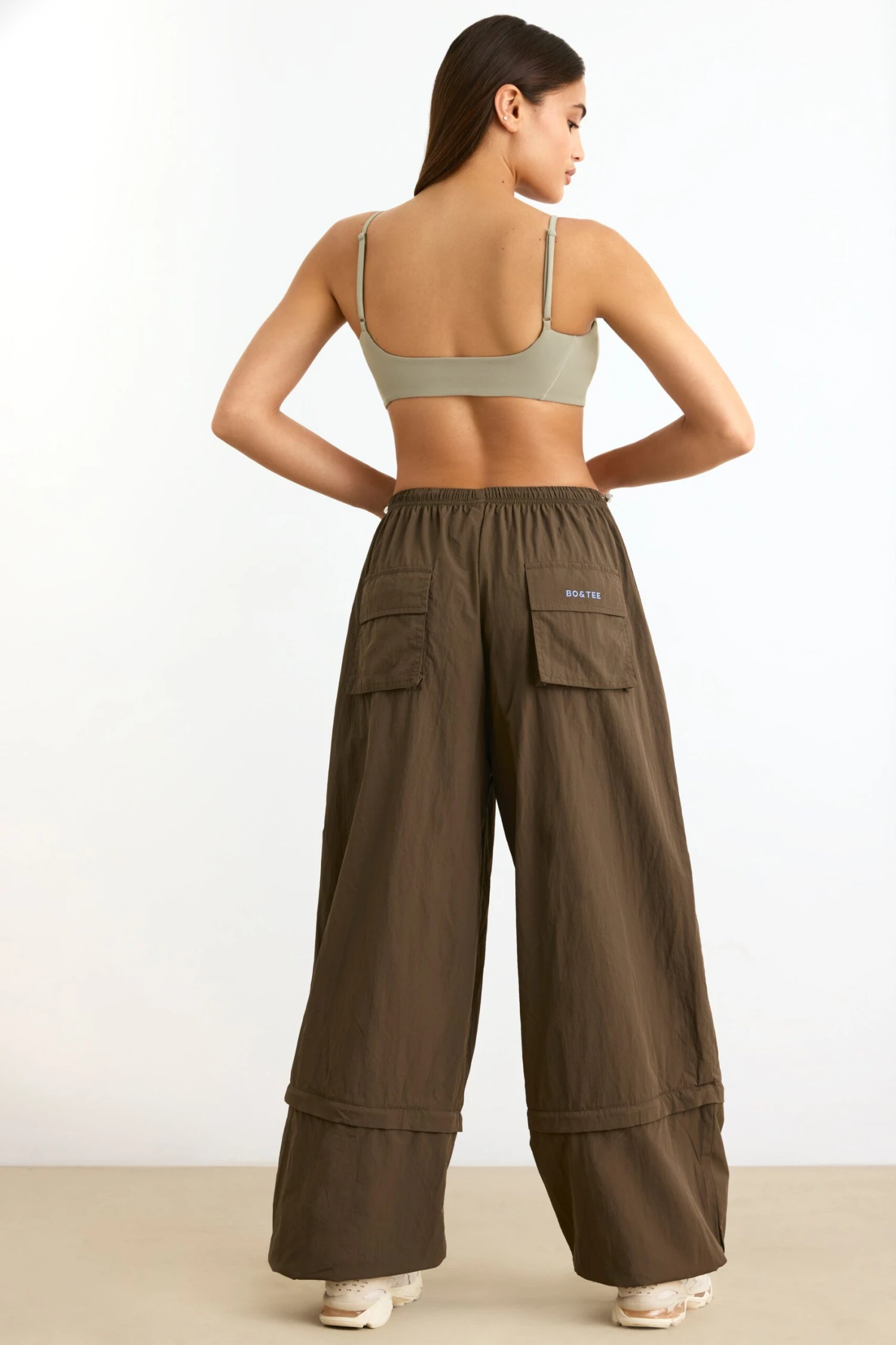 Convertible Wide Leg Track Pants In Espresso - Image 3