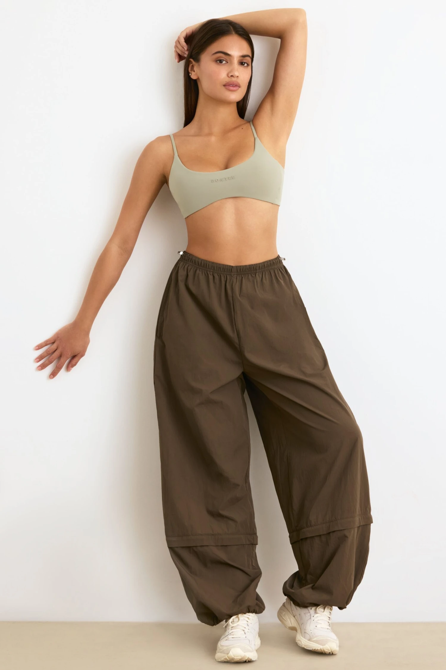 Convertible Wide Leg Track Pants In Espresso