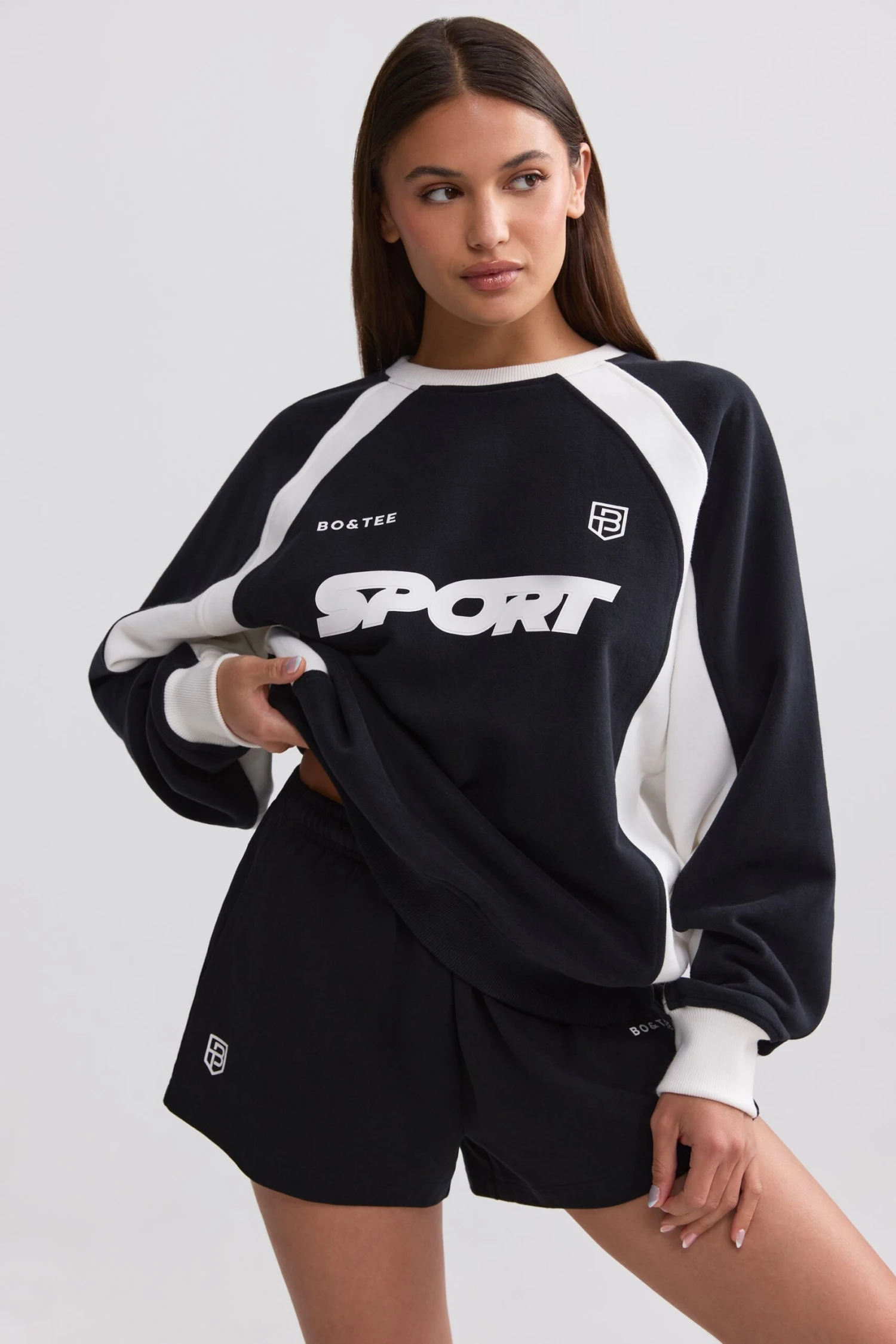 Oversized Colourblock Sweatshirt In Black - Image 5