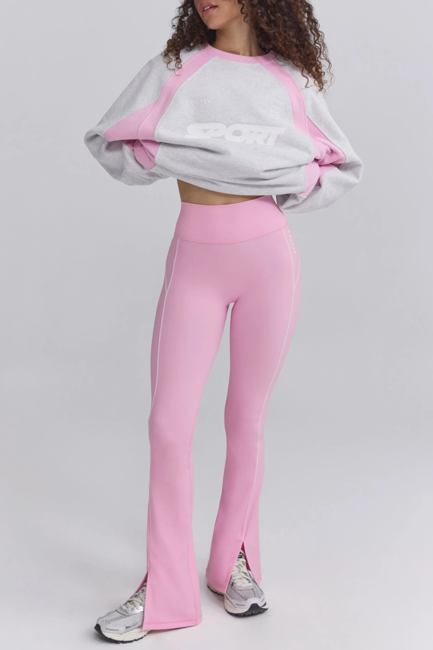 Soft Active Contrast-Trim Flared Trousers In Baby Pink