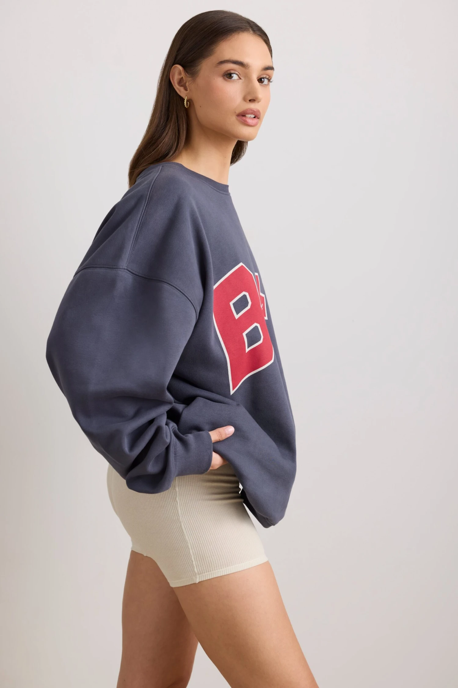 Classic - Oversized Crew Neck Sweatshirt In Slate - Image 6