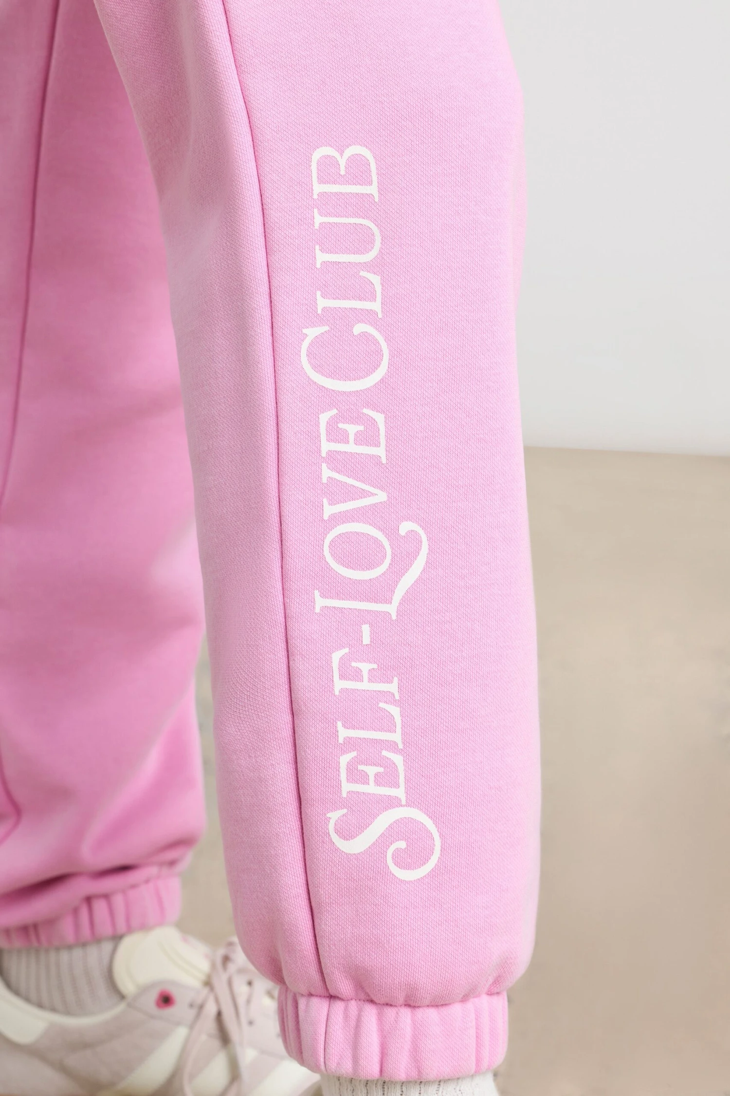 Devotion - Oversized Joggers In Bubblegum Pink - Image 5