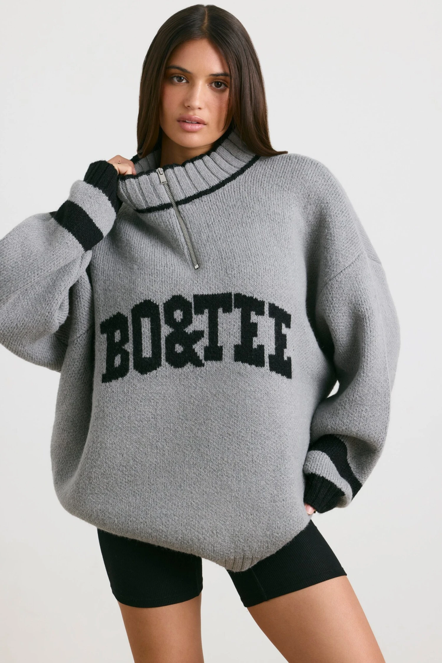 Casual - Oversized Quarter-Zip Chunky-Knit Jumper In Heather Grey - Image 7