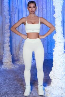 Off Piste - Petite Leggings - White